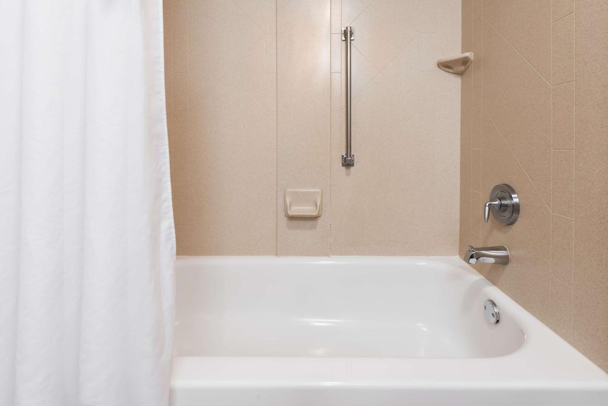 Hampton Inn Ellenton/Bradenton Buitenkant foto